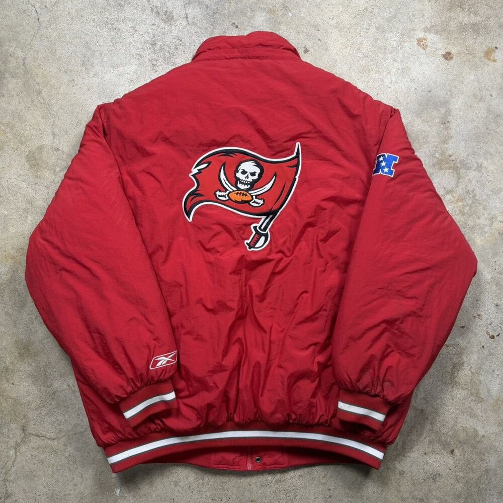 VTG Y2K Red Reebok NFL Tampa Bay Buccaneers Puffer Jacket Size XL